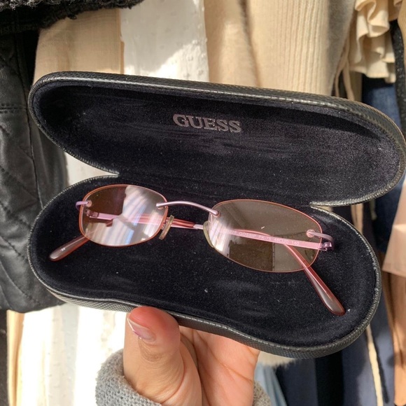 Guess Accessories - Guess lilac rectangle frame and pink lenses glasses